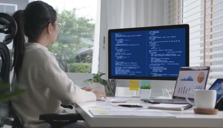 永修县企业数字化解决方案:机器学习赋能商业模式升级的核心路径